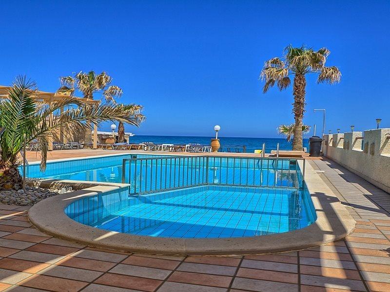 Jo An Beach Hotel Аделианос Кампос Екстериор снимка