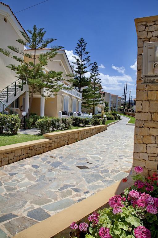 Jo An Beach Hotel Аделианос Кампос Екстериор снимка