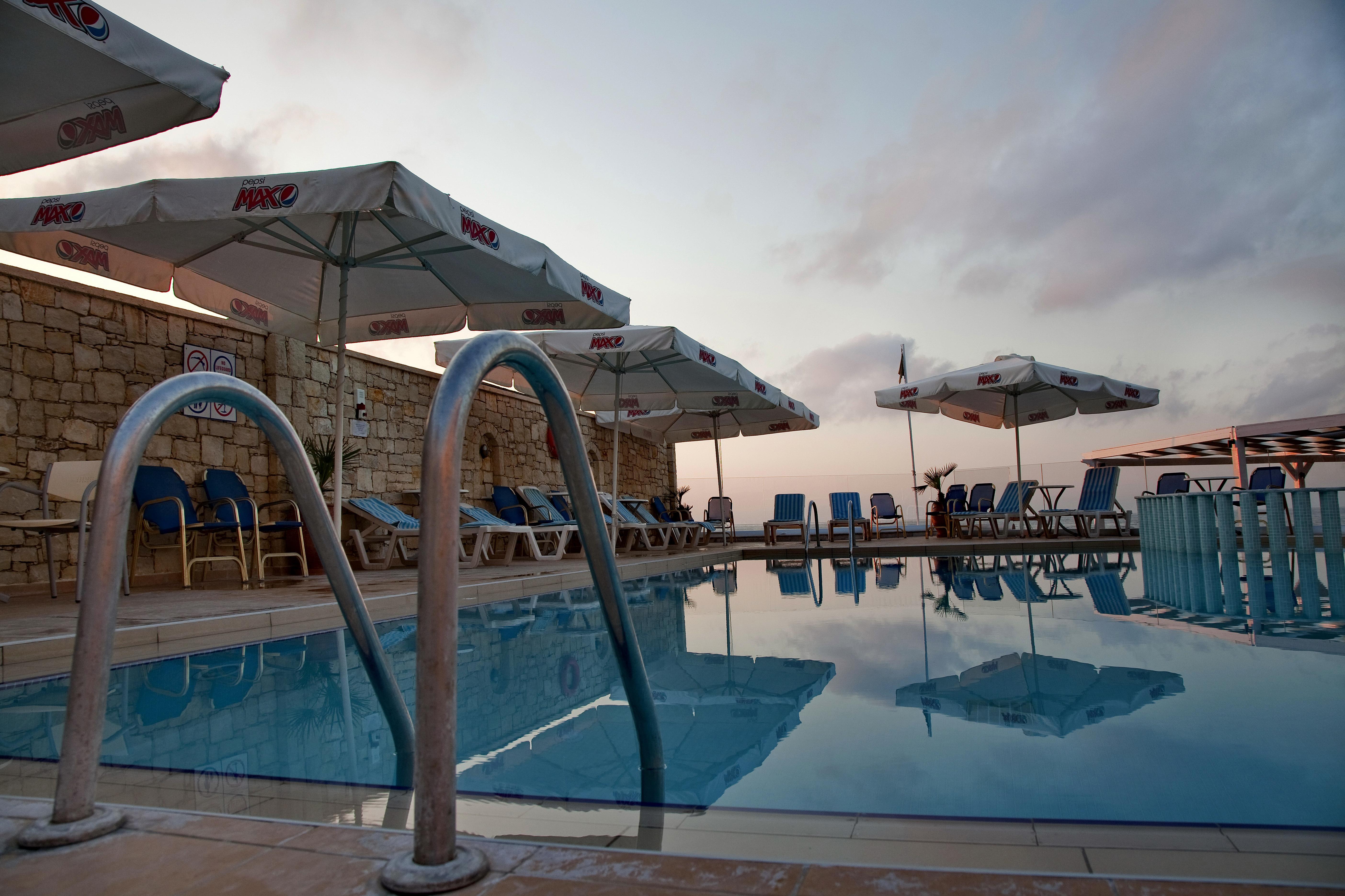 Jo An Beach Hotel Аделианос Кампос Екстериор снимка
