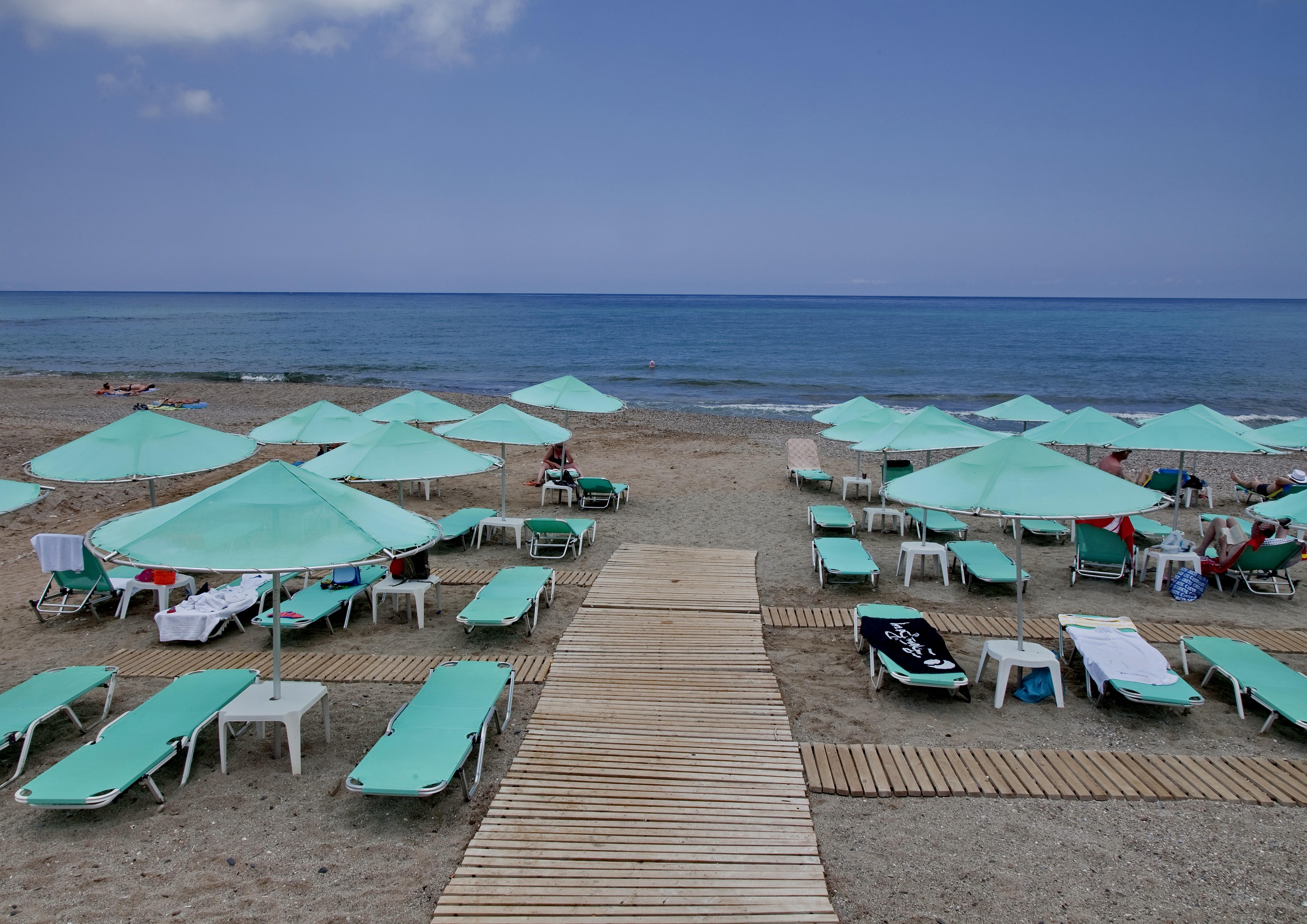 Jo An Beach Hotel Аделианос Кампос Екстериор снимка