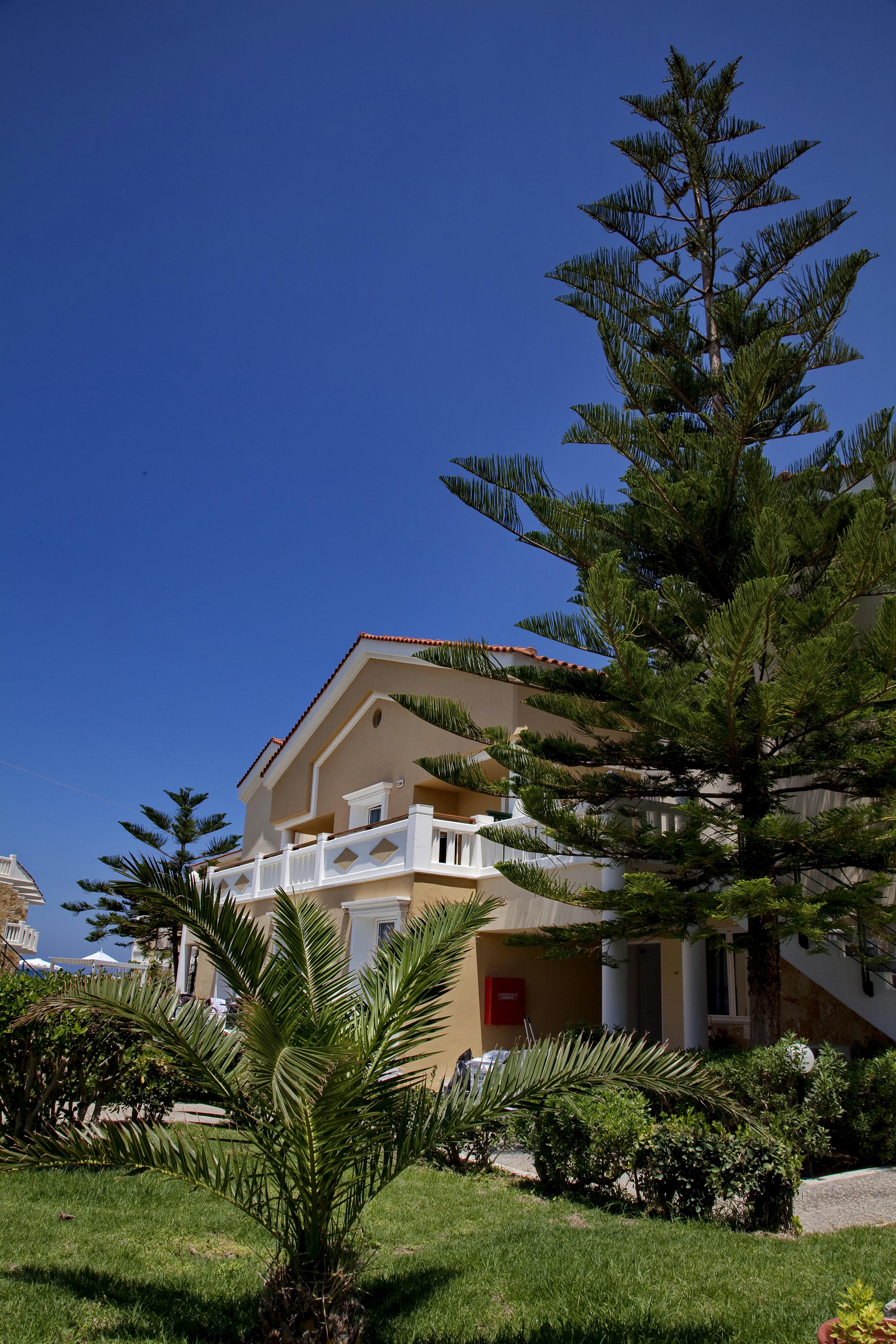 Jo An Beach Hotel Аделианос Кампос Екстериор снимка